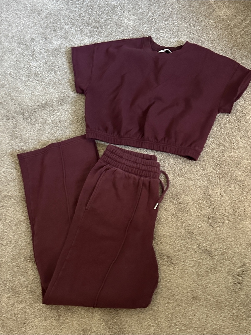 DSG Maroon Cropped Sweat Set - Short Sleeve Pullover and Sweatpants!